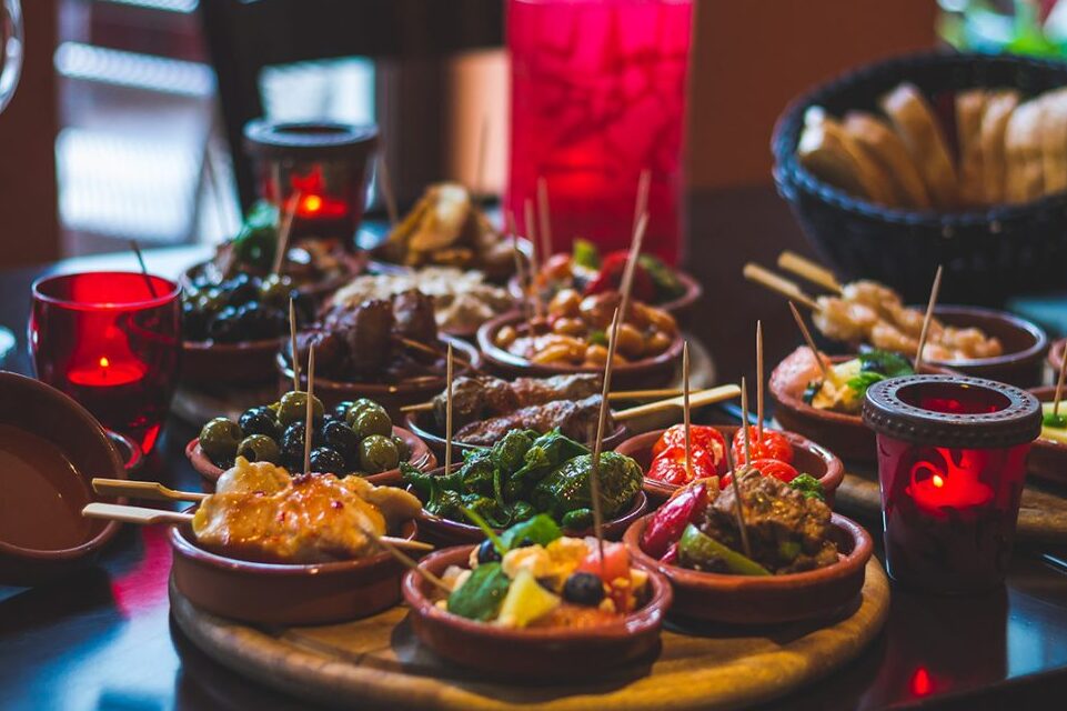 Consejos para organizar una cena de tapas perfecta