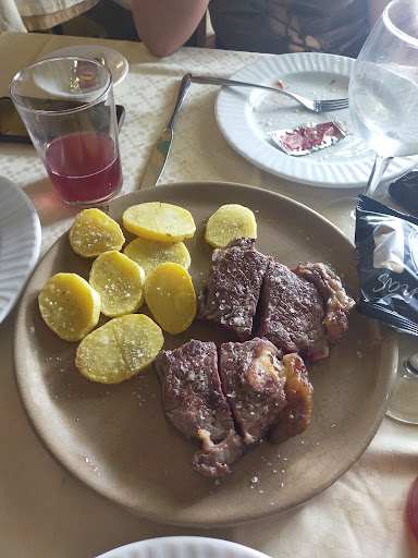 Fotografia tomada fuera de Mesón Puerta del Convento - Restaurante en Benamejí, Córdoba