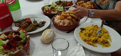 Fotografia tomada fuera de Meson Restaurante Fuente Palma - Restaurante en Benameji, Córdoba