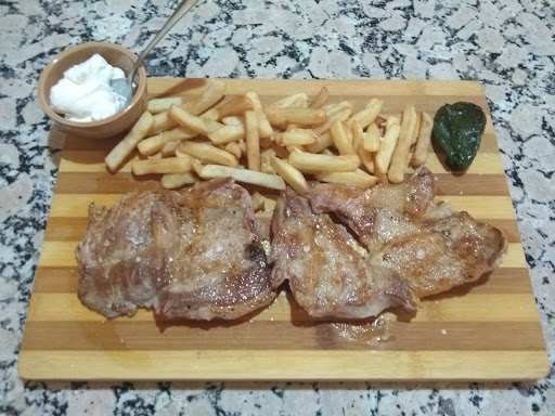 Fotografia tomada fuera de Sociedad Gastronómica El Rancho - Restaurante en Baena, Córdoba