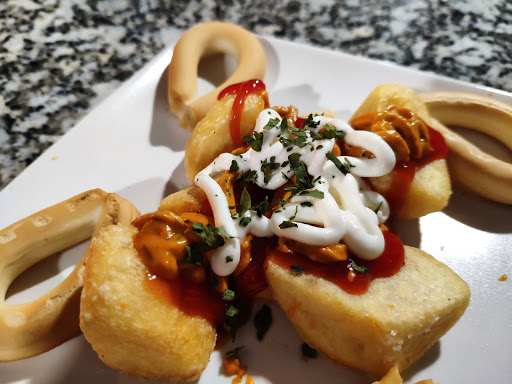 Fotografia tomada fuera de Viandas - Restaurante en Santaella, Córdoba