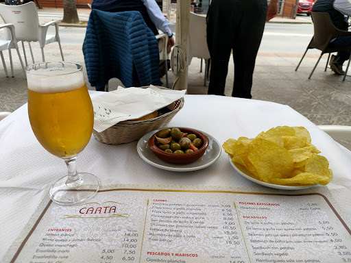 Fotografia tomada fuera de Bar Camborio - Bar de tapas en Puente Genil, Córdoba