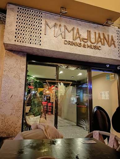 Fotografia tomada fuera de Cocteleria Bécquer - Bar en Puente Genil, Córdoba