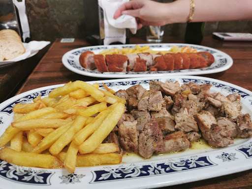 Fotografia tomada fuera de Taberna Guernica Priego - Bar en Priego de Córdoba, Córdoba