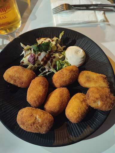 Fotografia tomada fuera de Bar Mis Niños - Bar de tapas en Córdoba, Córdoba
