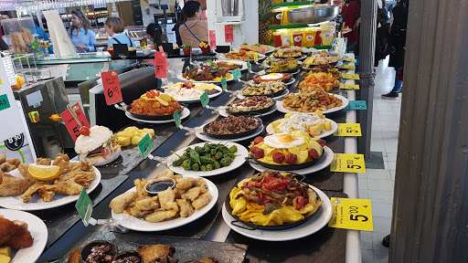 Fotografia tomada fuera de Mercado Victoria - Restaurante en Centro, Córdoba