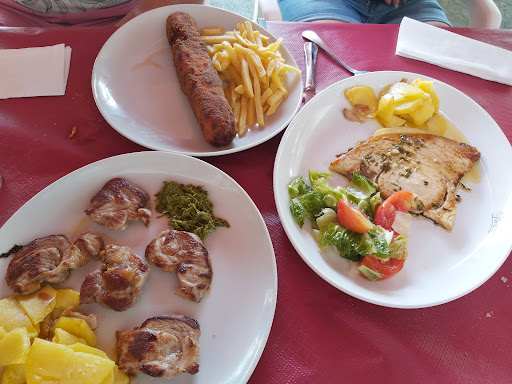 Fotografia tomada fuera de Complejo de ocio Victor - Bar restaurante en Peñarroya-Pueblonuevo, Córdoba