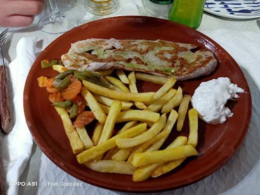 Fotografia tomada fuera de Mesón Rejano - Restaurante en Palma del Río, Córdoba