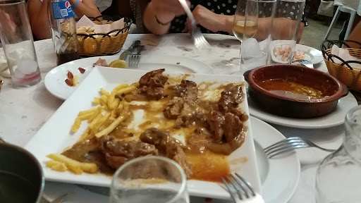 Fotografia tomada fuera de Bar Zurito - Bar restaurante en Moriles, Córdoba