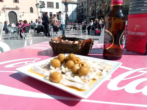 Fotografia tomada fuera de Taberna Los Barriles - Taberna en Montilla, Córdoba