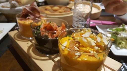 Fotografia tomada fuera de Restaurante Los Arcos - Bar restaurante en Montilla, Córdoba