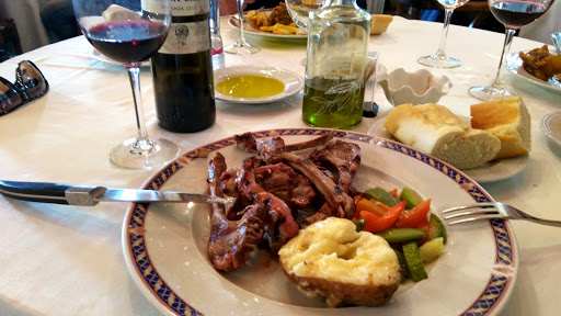 Fotografia tomada fuera de Restaurante Las Camachas - Restaurante en Montilla, Córdoba