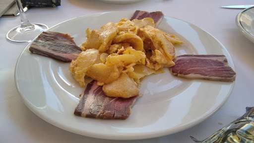 Fotografia tomada fuera de Restaurante Casa Angelita - Restaurante en Montalbán de Córdoba, Córdoba