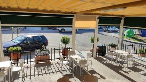 Fotografia tomada fuera de Bar El Cruce - Cafetería en Montalbán de Córdoba, Córdoba