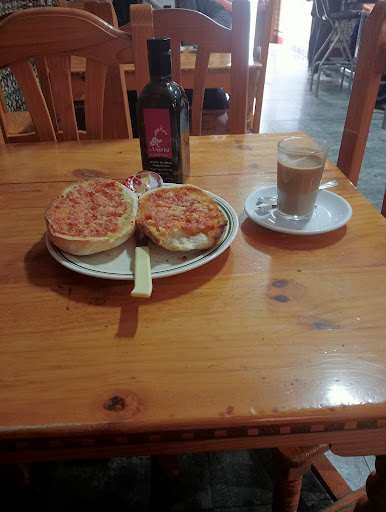 Fotografia tomada fuera de Bar González - Bar en Luque, Córdoba