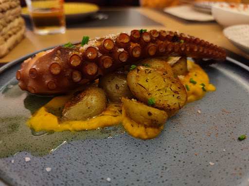 La Glotona Bar & Kitchen - Restaurante en Lucena, Córdoba