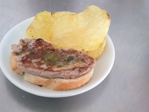 Fotografia tomada fuera de Bar-Cafetería Hogar del Pensionista de Lucena. - Cafetería en Lucena, Córdoba