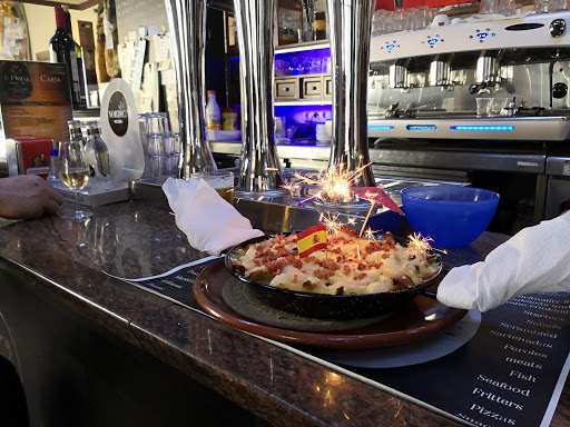 Fotografia tomada fuera de Café Bar Alaska - Cafetería en Lucena, Córdoba