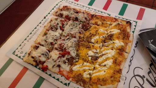 Fotografia tomada fuera de Pizzeria Lalola 2020 sl - Pizzería en La Carlota, Córdoba