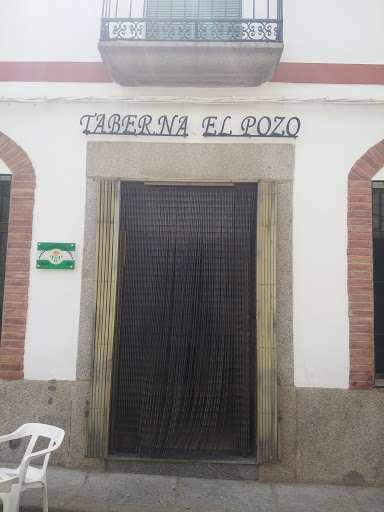 Fotografia tomada fuera de Bar El Pozo - Bar de tapas en Hinojosa del Duque, Córdoba