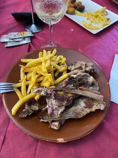 Fotografia tomada fuera de Mesón del Duque - Restaurante en Fernán Núñez, Córdoba
