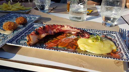 Fotografia tomada fuera de Restaurante la Querencia - Restaurante en Encinarejo de Córdoba, Córdoba