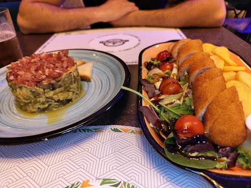 Fotografia tomada fuera de Restaurante Cosmopolitan Food - Restaurante en Centro, Córdoba