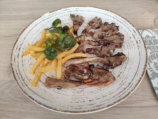 Fotografia tomada fuera de Restaurante Rincón Gallego Egabrense - Restaurante gallego en Cabra, Córdoba